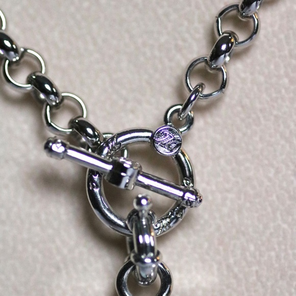 MYKA Maja Swarovski Crystal Pendant Necklace Chrysolite Combo Bright Rhodium - Picture 6 of 9